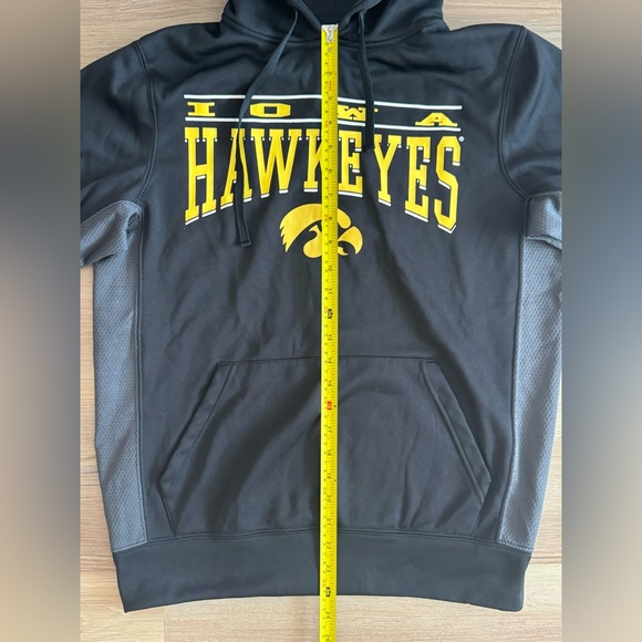 NWOT Iowa Hawkeyes Football Colosseum Black Gray Yellow Hooded Sweater Men S - Picture 6 of 9